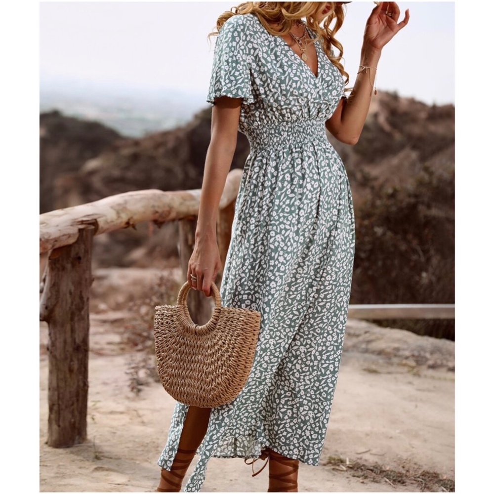 Bohemian Floral Print Butterfly Sleeve Slits Maxi Dress - Picture 5 of 5